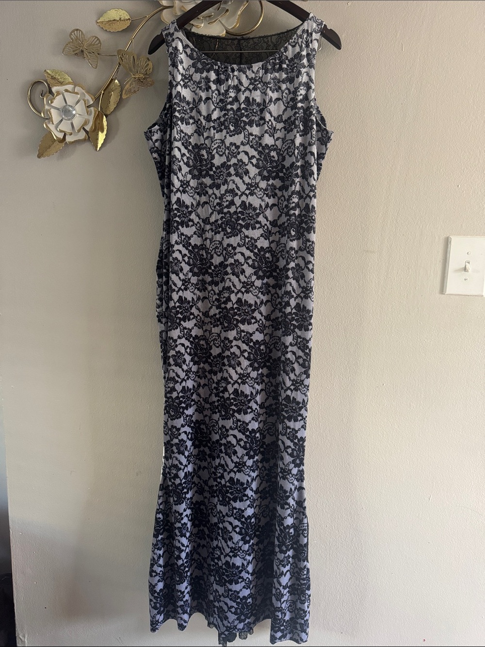 Sleeveless Black Lace Overlay Maxi Dress - Brand Unknown